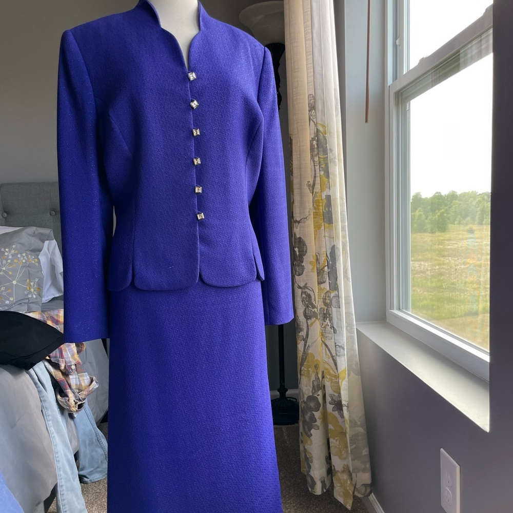 Gorgeous purple/blue long skirt suit
